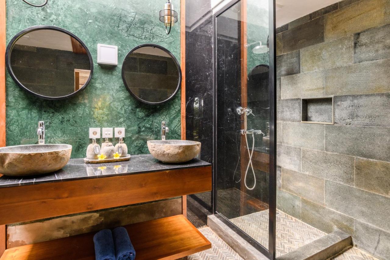 Villa Elysium Fields - Rustic Meets Industrial Chic Design Canggu  Exterior photo