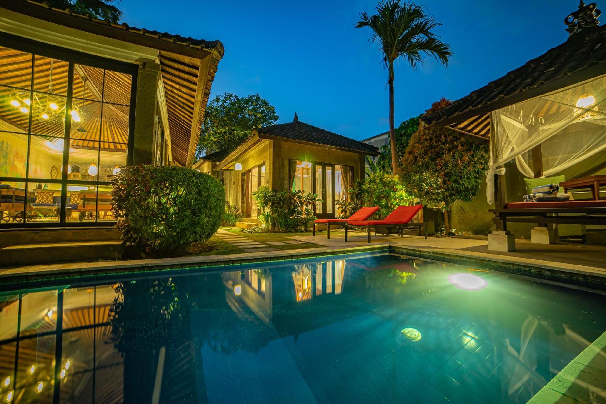 Villa Elysium Fields - Rustic Meets Industrial Chic Design Canggu  Exterior photo